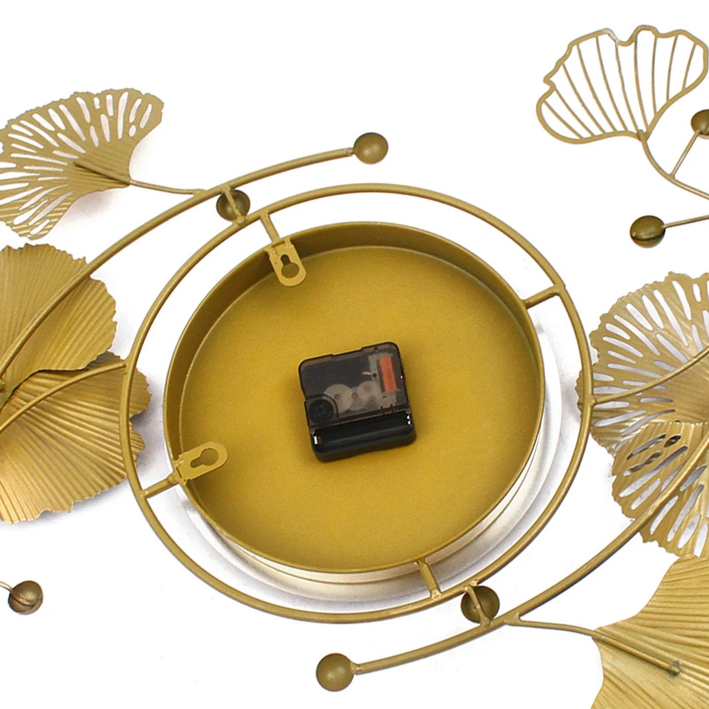 Silent Movement Wall Clock: High-Quality Metal Hands, Nordic Charm & Light Luxury Design, Perfect for Living Rooms, Offices
