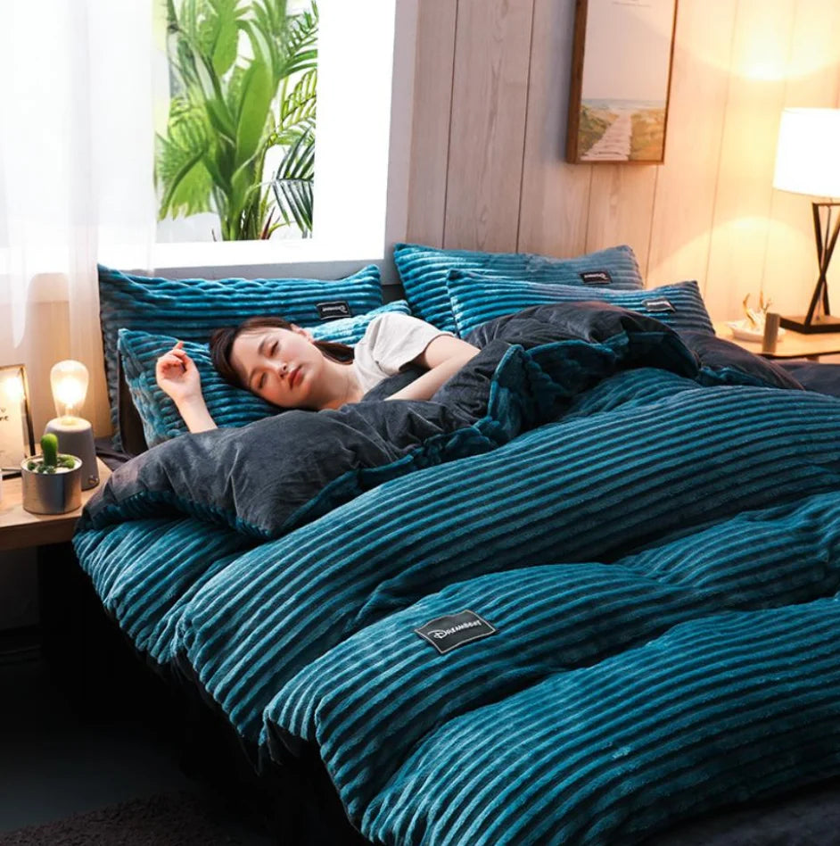 Warm winter duvet cover bedding set Thick Solid Color Velvet Double Soft Quilt Cover Twin Queen King Comforter Cover Sets220*240