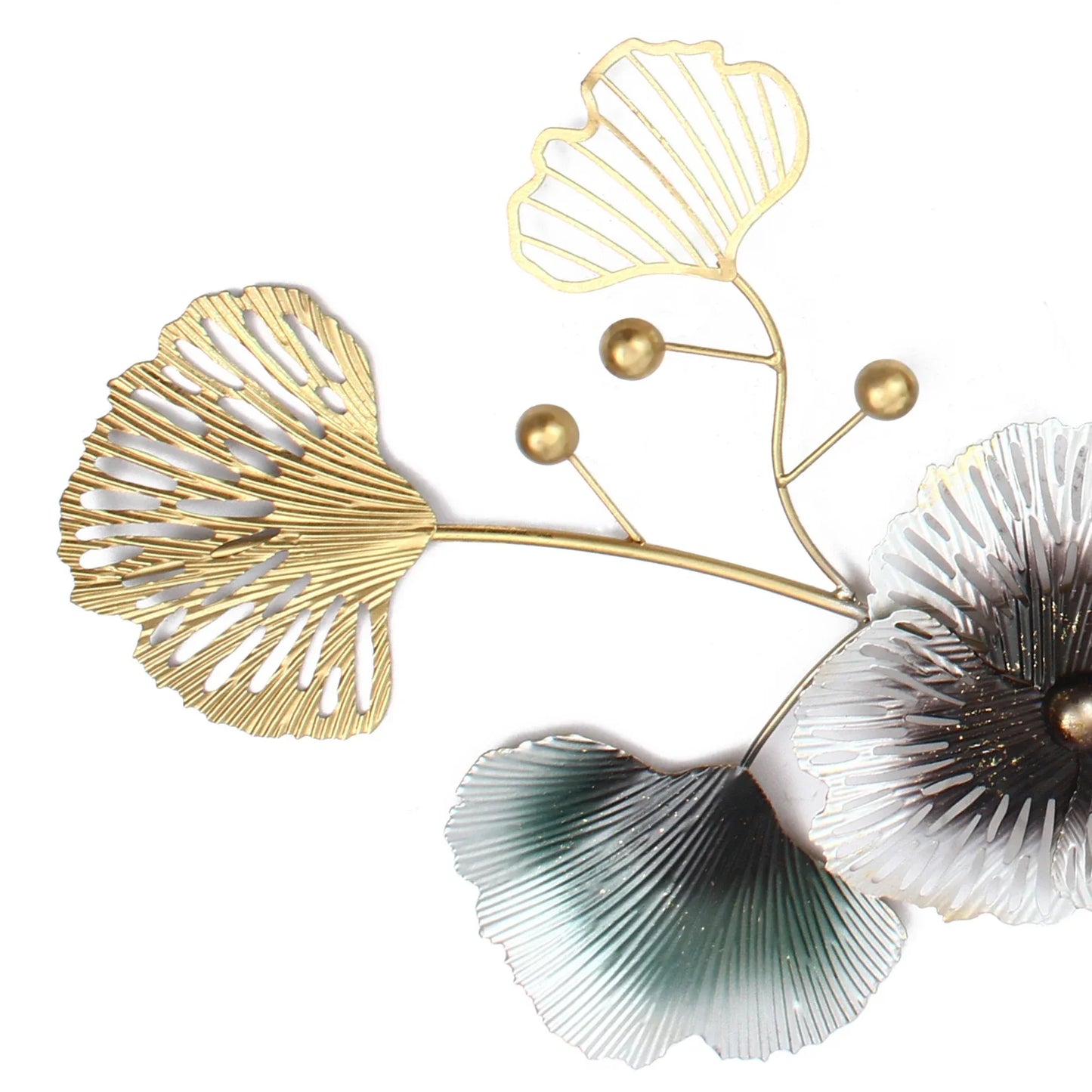 Silent Movement Wall Clock: High-Quality Metal Hands, Nordic Charm & Light Luxury Design, Perfect for Living Rooms, Offices